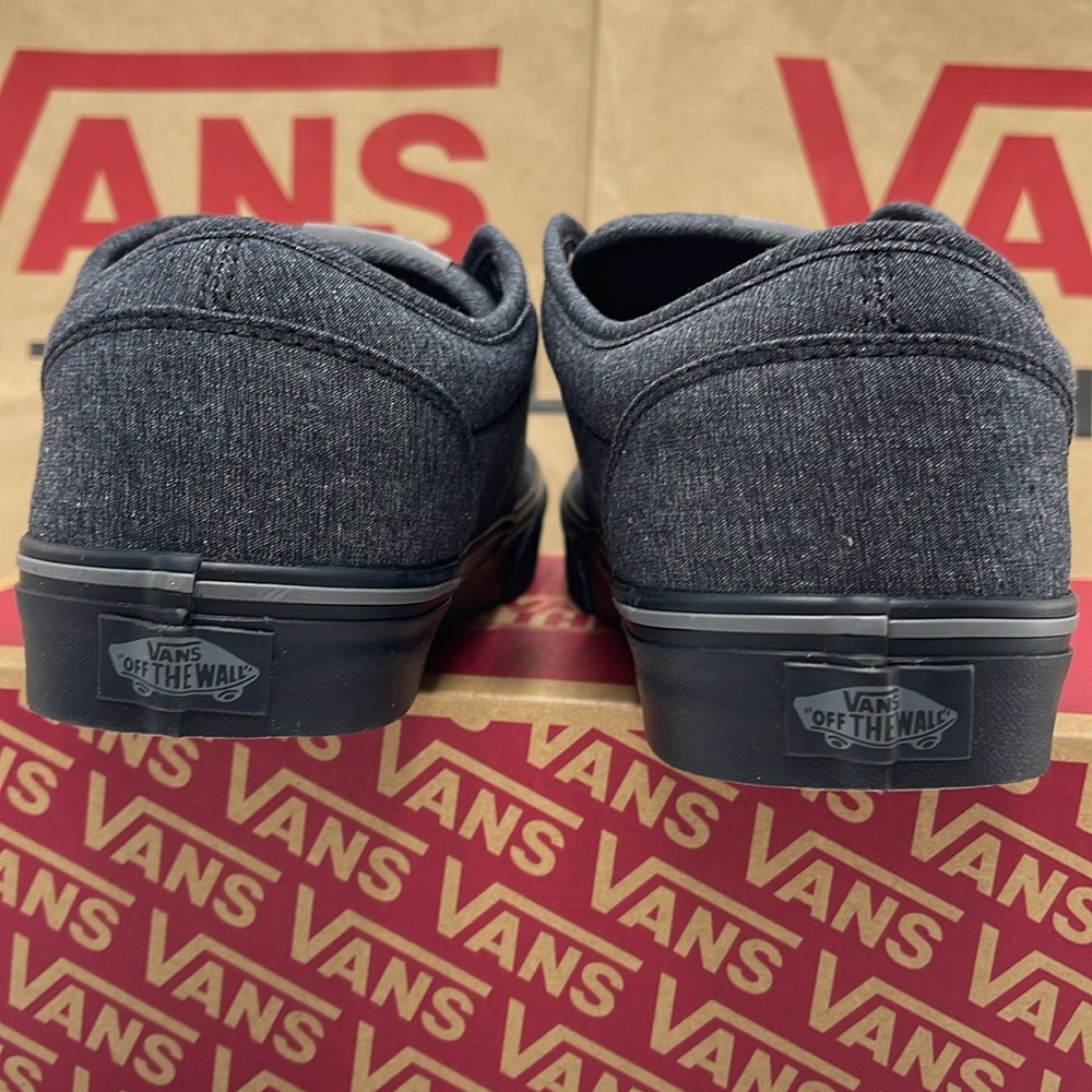 Vans Men’s Low-Top Sneakers Canvas Upper Atwood
(Varsity Textile) Black/Pewter - Picture 14 of 16